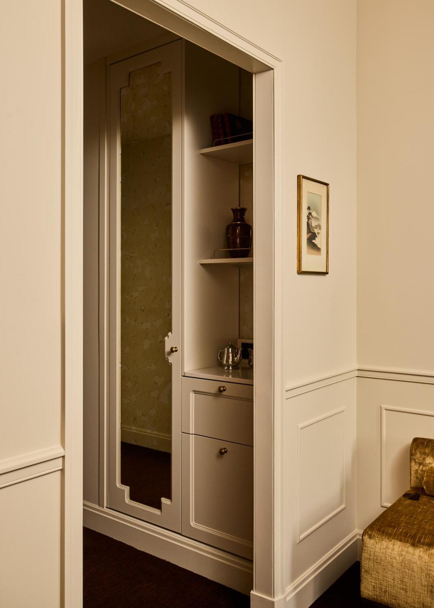 L'opale Noire Hotel Paris