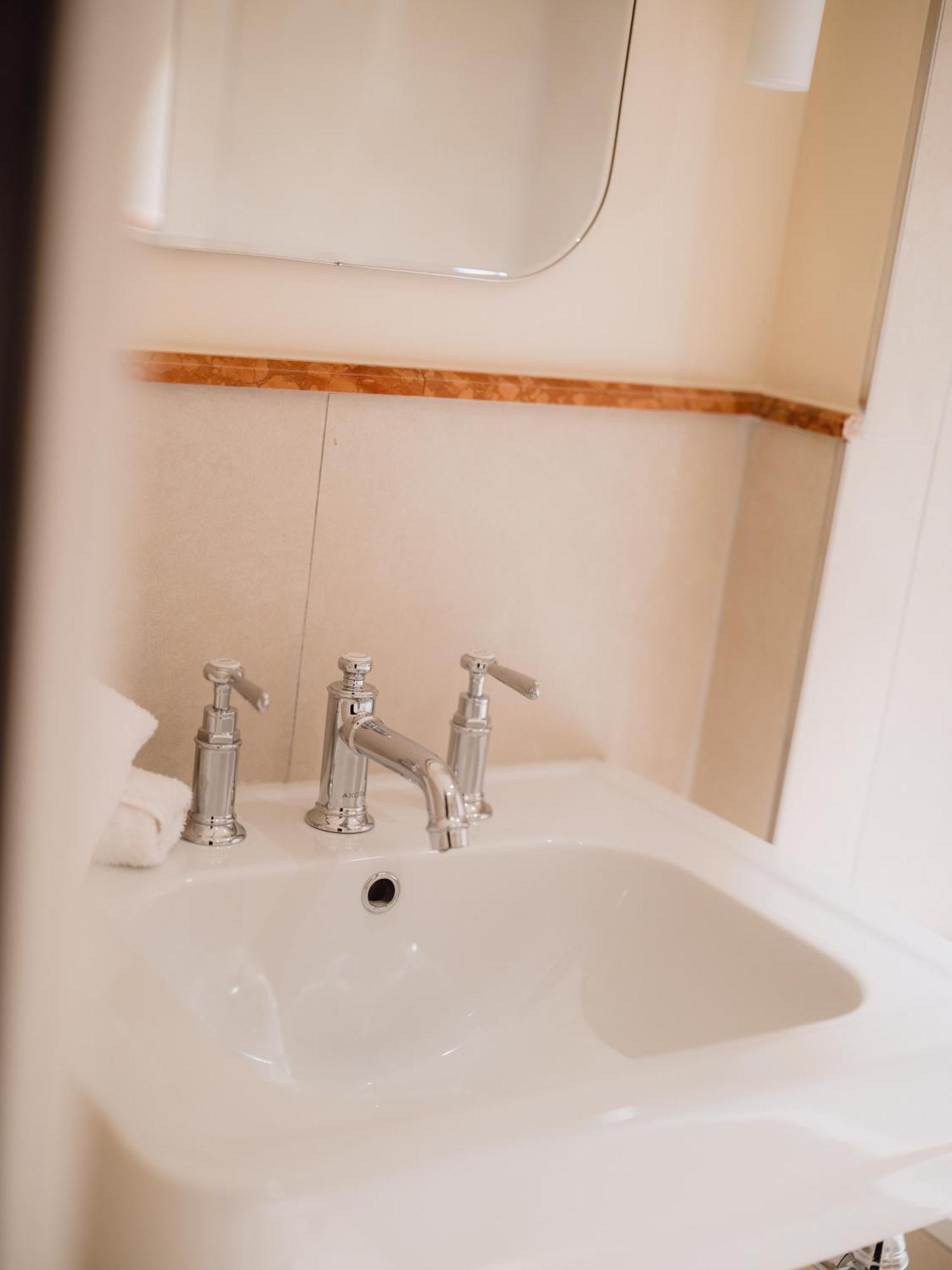 L'opale Noire Hotel 4*