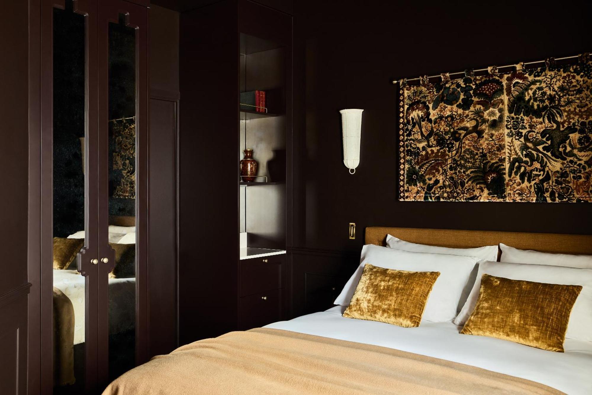 L'opale Noire Hotel 4*